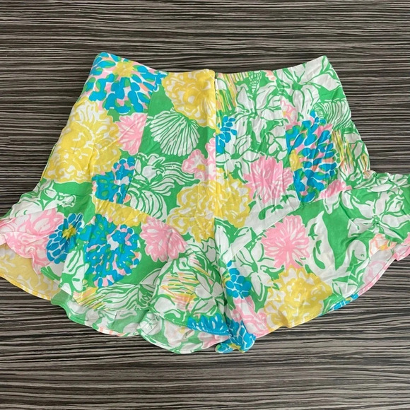 NWT LILLY PULITZER BUTTERCUP SHORT HIBISCUS STROLL SIZE 0 - Picture 5 of 5